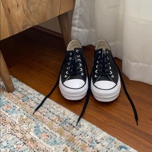 Black platform converse